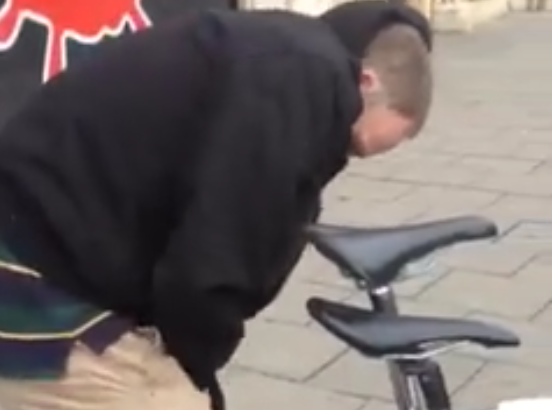 Zloděj filmován při činu, kolo bylo prý jeho