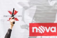 Americký cyklista si při tréninku zlostí zastřílel