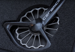 Nahlédněte do továrny CeramicSpeed