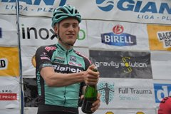 Úvodní závod Giant Ligy vyhrál biker Jan Vastl