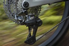 Shimano si patentuje vlastní uchycení přehazovačky UDH