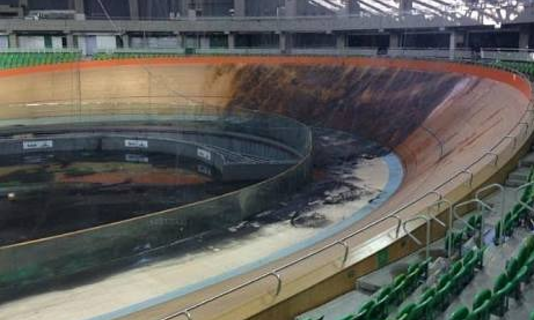 Vyhořela část olympijského velodromu v Riu 