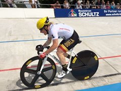 Dukla Praha slaví vítězství na 4-Bahnen-Tournee