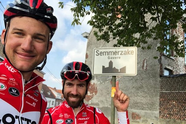 Profíci De Gendt a Wellens dokončili epickou jízdu dlouhou tisíc kilometrů