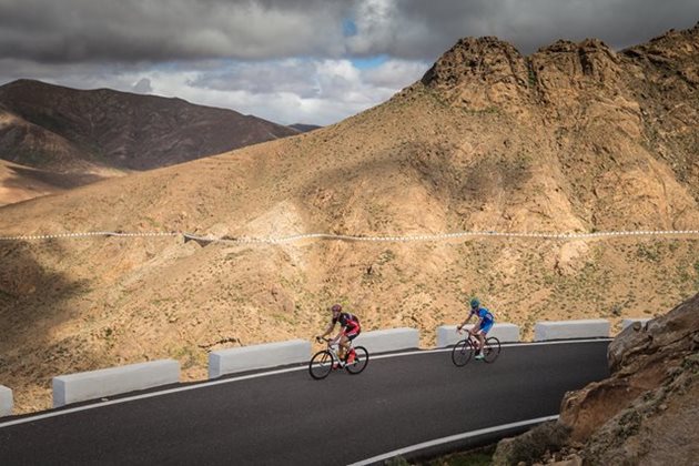 Kulhavý a mladí reprezentanti do 23 let trénují na ostrově Fuerteventura