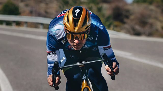 „Měl jsem v sobě víc,“ říká Evenepoel. Technické potíže mu vzaly šanci na zlato