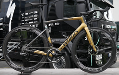 Zlatý stroj Petra Sagana - Specialized Sagan Collection