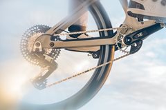 SRAM útočí na Shimano novými mechanickými T-Type sadami