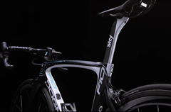 Nové kolo týmu Sky: Pinarello Dogma F10 - 2018