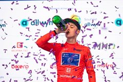 Jakub Otruba zazářil v úniku na Vueltě, odměnou mu byla i tučná pokuta