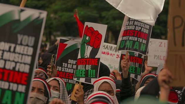 Propalestinští aktivisté zablokovali cíl Vuelty, 11. etapa skončila bez vítěze
