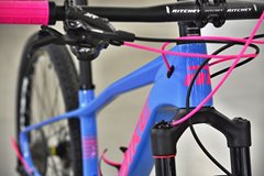 Jak správně vybrat odpružení horského kola: rozhodnutí mezi hardtail a full suspension