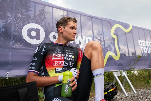 Extrémní vedra na Czech Tour 2025. Jak funguje weather protocol a kdy hrozí zrušení etapy