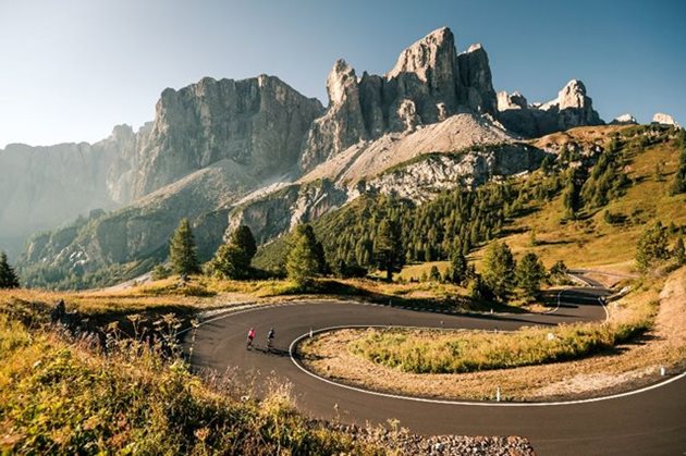 Sella Ronda na silničním nebo horském kole? Obojí stojí za to