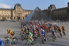 Finále letošní Tour de France: Tento týden čekají závodníky náročná stoupání