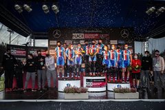Čeští junioři zvítězili v soutěži týmů Světové série horských kol!