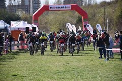 Štěpánová a Zatloukal vítězi druhého kola Pražského MTB poháru ve Kbelích!